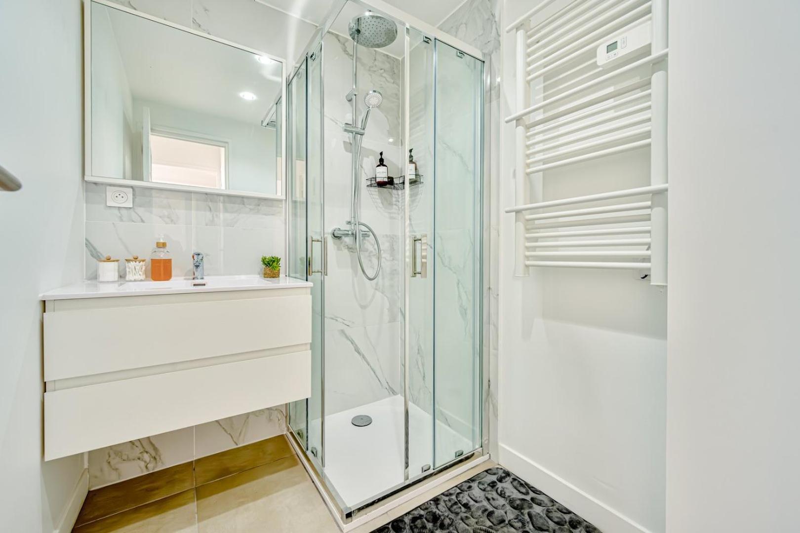 Air-Conditioned Apartment - Sea View Port Toulon Ngoại thất bức ảnh